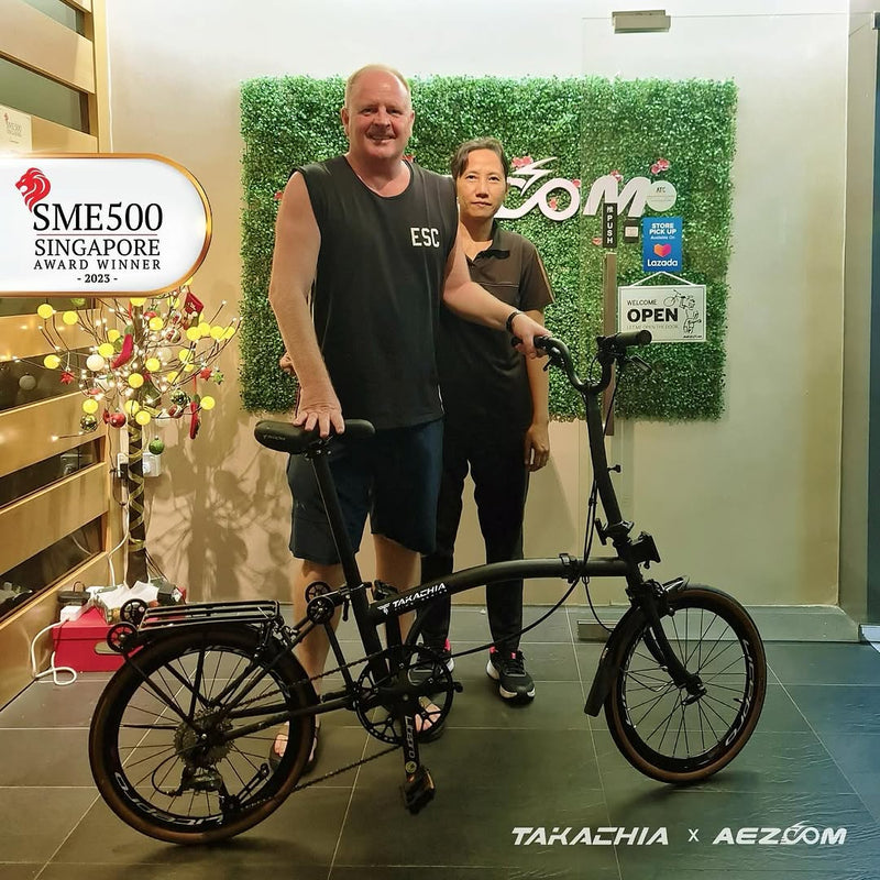 Sunny Rides Await. Mr. Simon is Ready